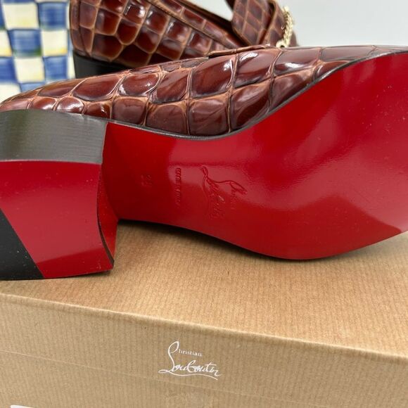 Women’s Christian Louboutin MJ, moc leather loafers size 38 made in Italy - Picture 12 of 13